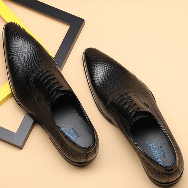 Nice Men Dress Shoes Genuine Cow Leather Brogue Wedding Shoes Mens Casual Flats Shoes Black Burgundy Oxford Shoes For Men Summer
Nice Men Dress Shoes Genuine Cow Leather Brogue Wedding Shoes Mens Casual Flats Shoes Black Burgundy Oxford Shoes For Men Summer