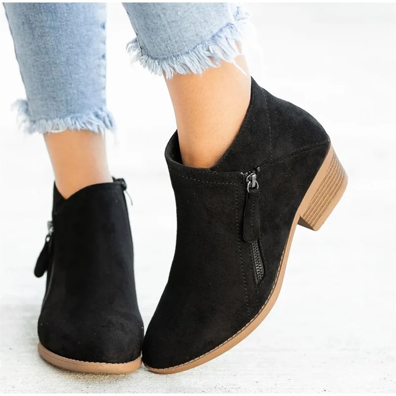 New Women's Boots Suede Ladies Chunky Heels Female Ankle Boots Platform Plus Size Woman Classic Pointed Toe Shoes
New Women's Boots Suede Ladies Chunky Heels Female Ankle Boots Platform Plus Size Woman Classic Pointed Toe Shoes