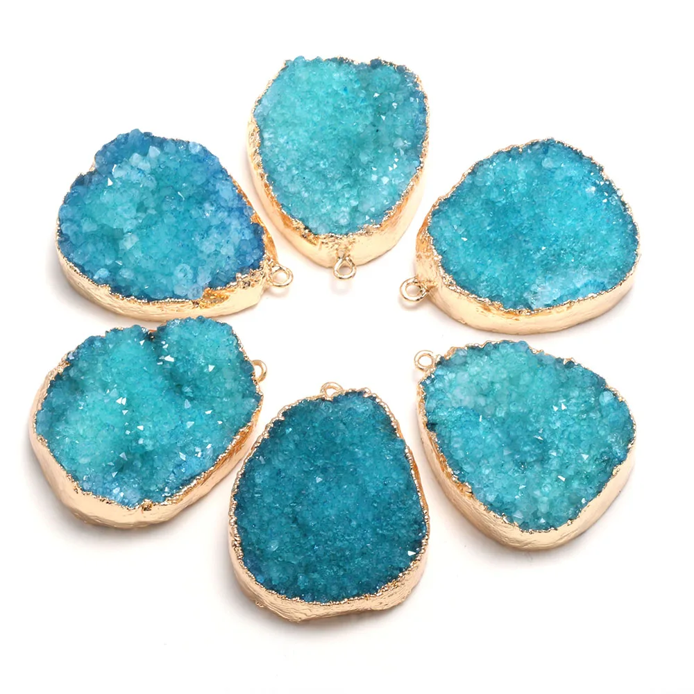 Natural Stone blue Crystal Cluster Pendants Irregular Shape Exquisite Charm For jewelry making DIY necklace Earring accessories
Natural Stone blue Crystal Cluster Pendants Irregular Shape Exquisite Charm For jewelry making DIY necklace Earring accessories