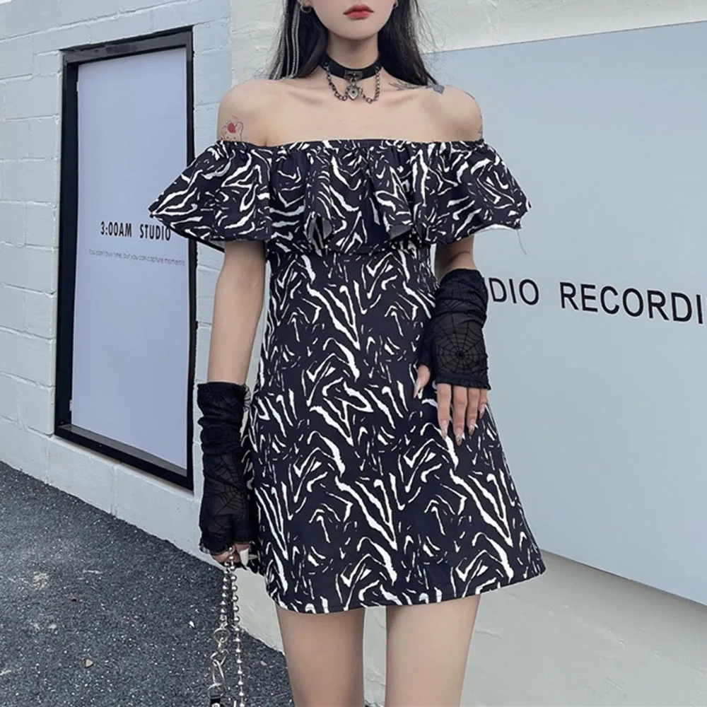 2021 Summer New One Shoulder Ruffle Printing High Waist Women's Dress Fashion Designer Hipster Sexy Strapless Temperament
2021 Summer New One Shoulder Ruffle Printing High Waist Women's Dress Fashion Designer Hipster Sexy Strapless Temperament