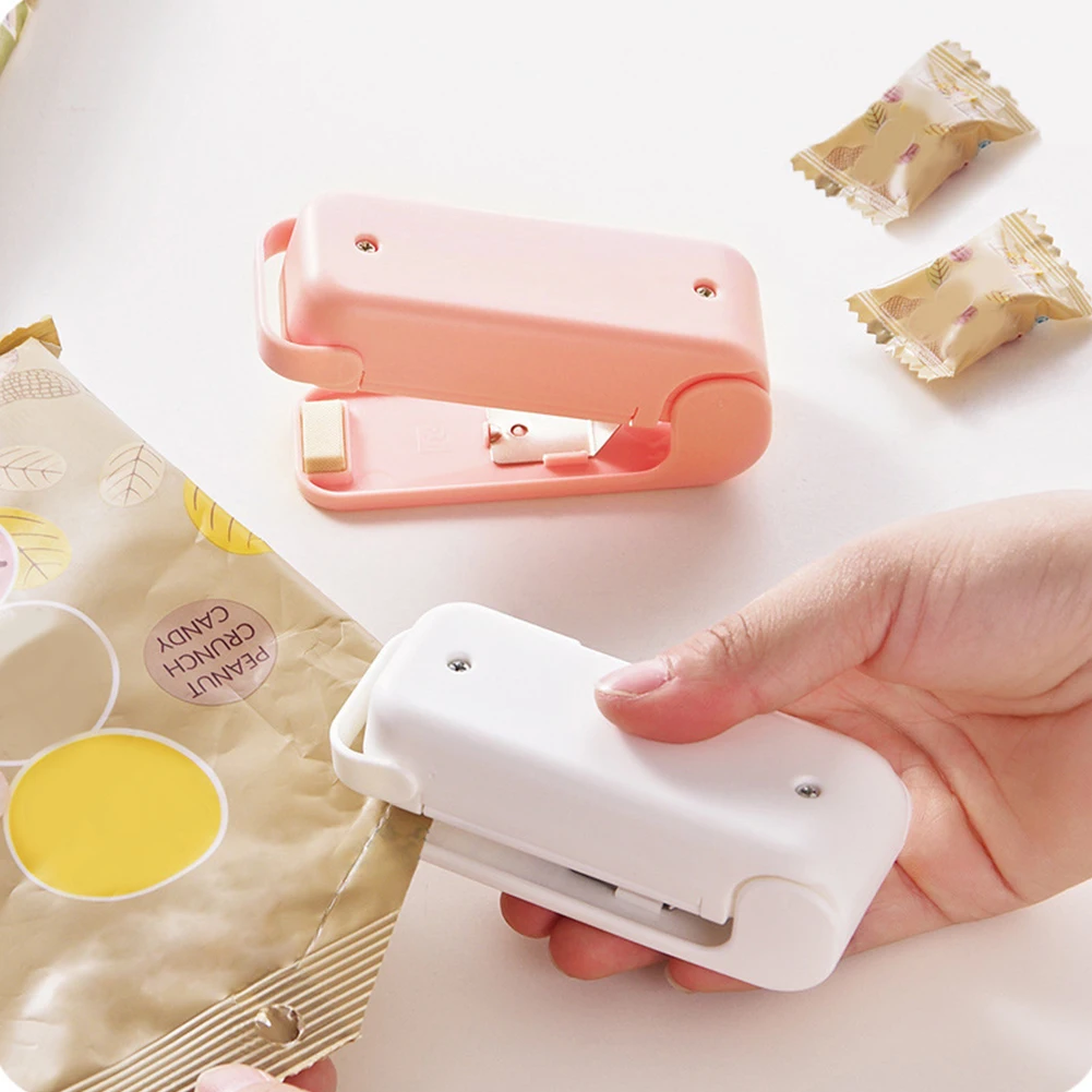 Mini Plastic Bag Sealer Heat Bag Sealer Heat Sealer Machine For Food Saver Storage Snack Fresh Handheld Solid and Durable Tools
Mini Plastic Bag Sealer Heat Bag Sealer Heat Sealer Machine For Food Saver Storage Snack Fresh Handheld Solid and Durable Tools