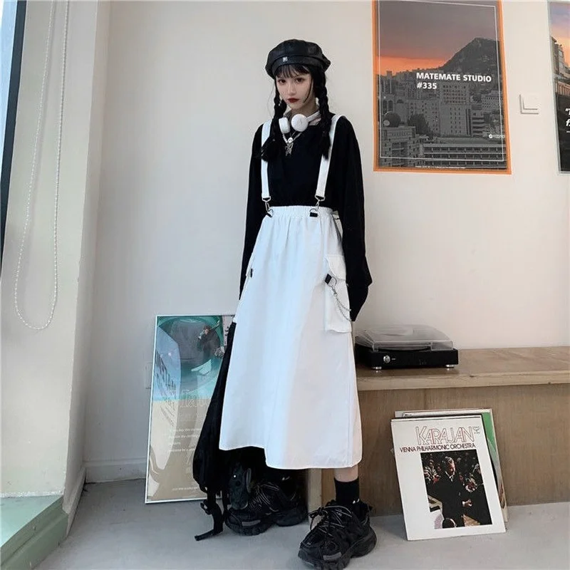 New 2021 Spring/Autumn Women Skirt Fashion Japanese Style White/Black Long Skirts with Chain Hip Hop Streetwear Plus Size
New 2021 Spring/Autumn Women Skirt Fashion Japanese Style White/Black Long Skirts with Chain Hip Hop Streetwear Plus Size