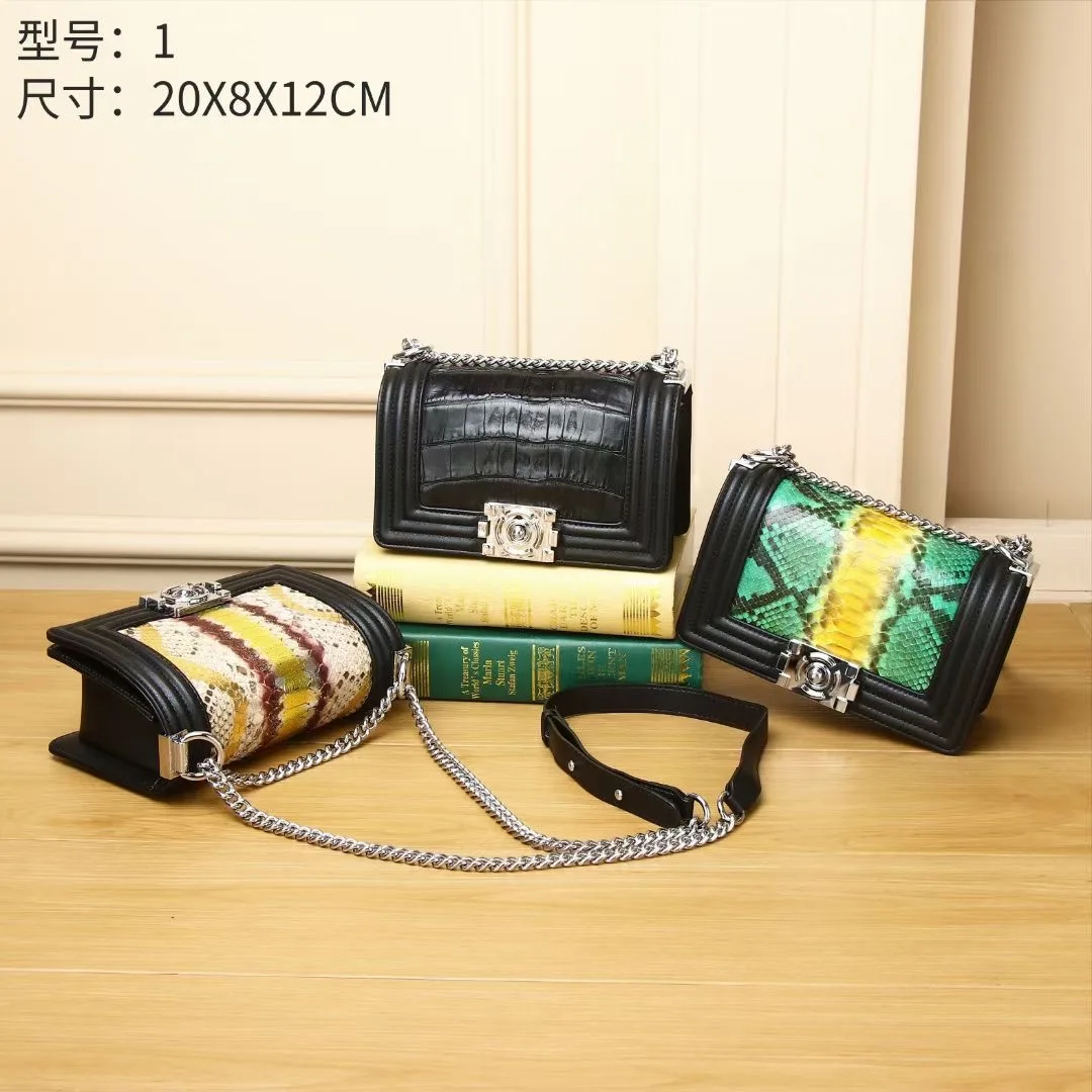 New genuine leather woman bag one shoulder bag python skin high volume fashion chain small square bag lady Messenger Bag
New genuine leather woman bag one shoulder bag python skin high volume fashion chain small square bag lady Messenger Bag