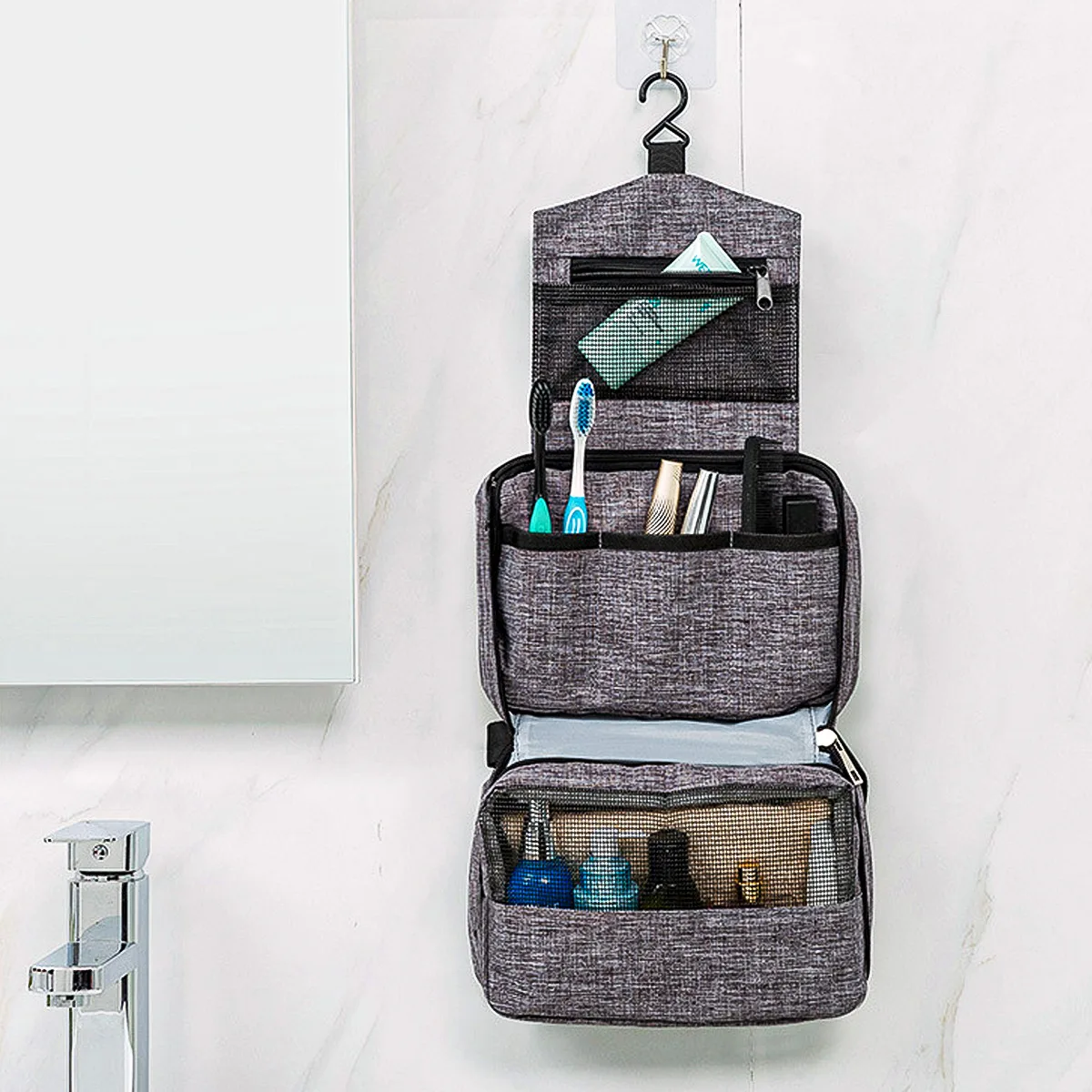 High Capacity Makeup Bags Travel Cosmetic Bag Waterproof Toiletries Storage Cosmetics Storage Travel Kit Ladies Beauty Organizer
High Capacity Makeup Bags Travel Cosmetic Bag Waterproof Toiletries Storage Cosmetics Storage Travel Kit Ladies Beauty Organizer