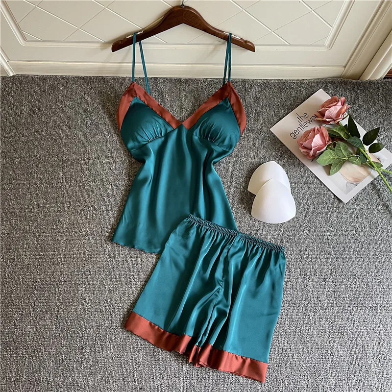 Satin Patchwork Pijamas Suit Sleeveless Strap Top&Shorts Women New 2PCS Sleepwear Sexy V-neck Sleep Set Silky Pyjamas Suit
Satin Patchwork Pijamas Suit Sleeveless Strap Top&Shorts Women New 2PCS Sleepwear Sexy V-neck Sleep Set Silky Pyjamas Suit