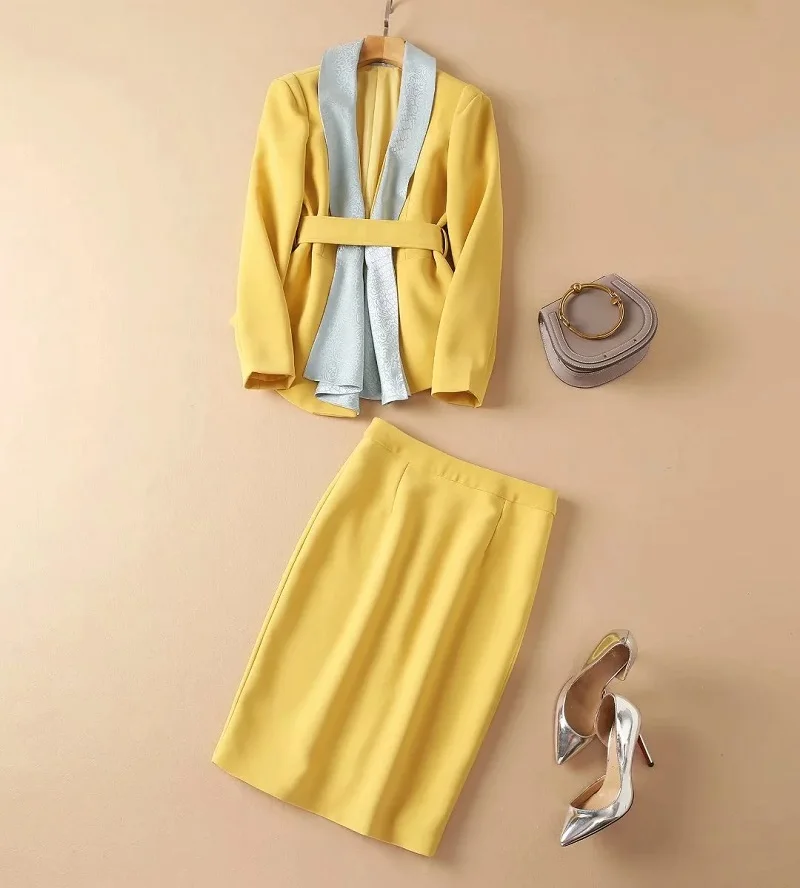 High Quality Women's Set 2021 Autumn Winter Business Suit Female Notched Collar Belted Blazer Coats+Knee-Length Pencil Skirt Set
High Quality Women's Set 2021 Autumn Winter Business Suit Female Notched Collar Belted Blazer Coats+Knee-Length Pencil Skirt Set