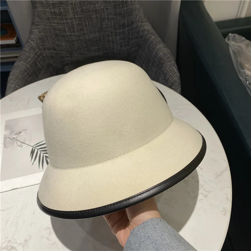 French Autumn/winter Hundred Large Bow Decoration Wool Retro Hepburn Elegant Fisherman Pot Hat Felt Hat Girl 
French Autumn/winter Hundred Large Bow Decoration Wool Retro Hepburn Elegant Fisherman Pot Hat Felt Hat Girl