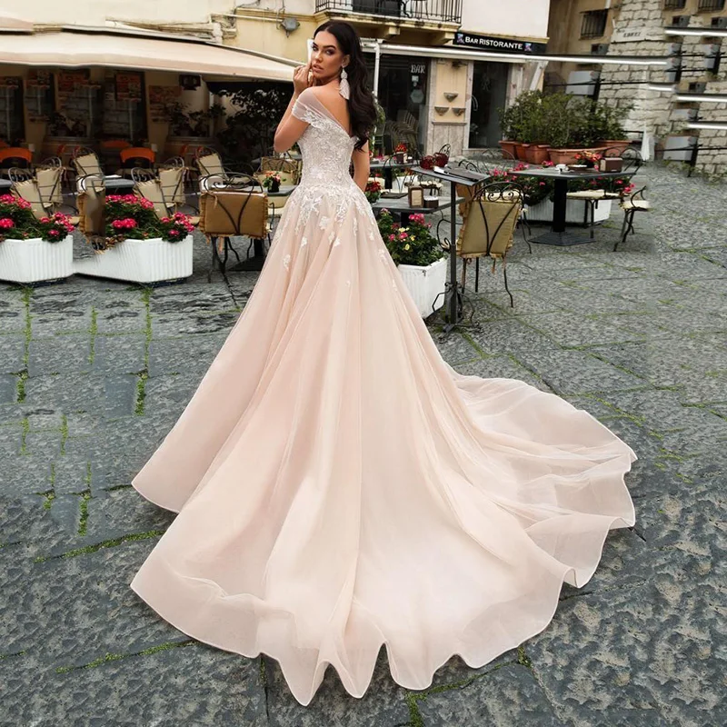 Hi Shy Bride New simple wedding dress backless sleeveless design chiffon lace bride dresses princess dress plus size tailor-made
Hi Shy Bride New simple wedding dress backless sleeveless design chiffon lace bride dresses princess dress plus size tailor-made