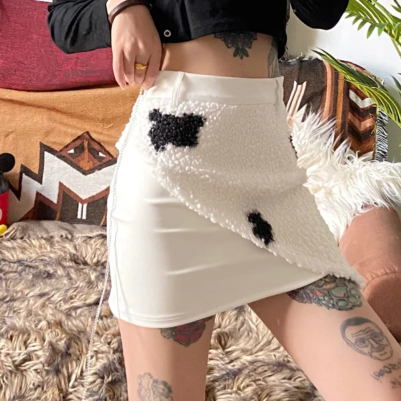 Women's Skirt High Waist Autumn Women Skirt Fashion Plush Zip Up Party Button Mini Bodycon Skirts Sexy Woman Clothing
Women's Skirt High Waist Autumn Women Skirt Fashion Plush Zip Up Party Button Mini Bodycon Skirts Sexy Woman Clothing