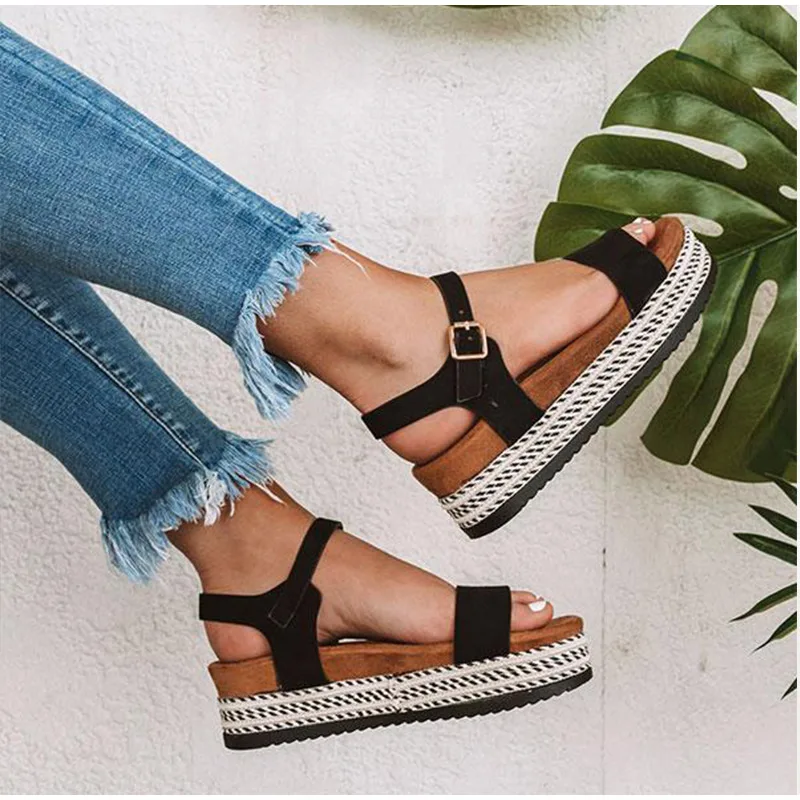 Women Summer Flat Platform Sandals Ankle Buckle Female Casual Shoes Thick Sole Ladies Fashion Open Toe Sandals Fashion
Women Summer Flat Platform Sandals Ankle Buckle Female Casual Shoes Thick Sole Ladies Fashion Open Toe Sandals Fashion