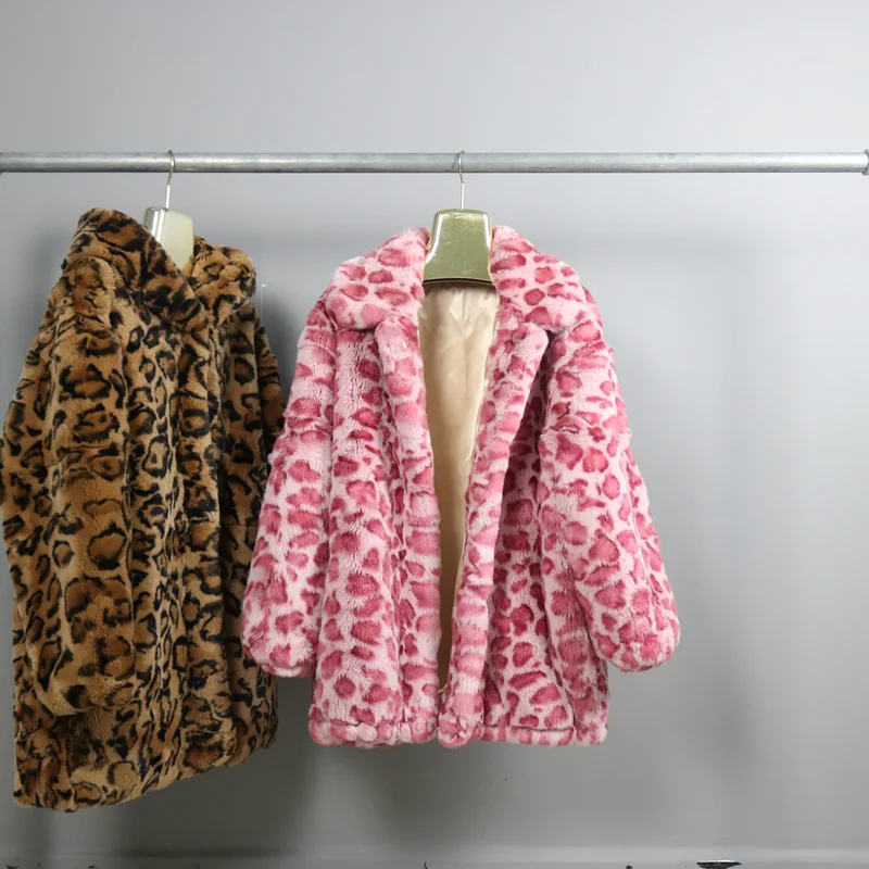 2021 Winter Rex Rabbit Fur Leopard Print Fake Grass Jacket Female Rex Rabbit Hair Korean Version 
2021 Winter Rex Rabbit Fur Leopard Print Fake Grass Jacket Female Rex Rabbit Hair Korean Version