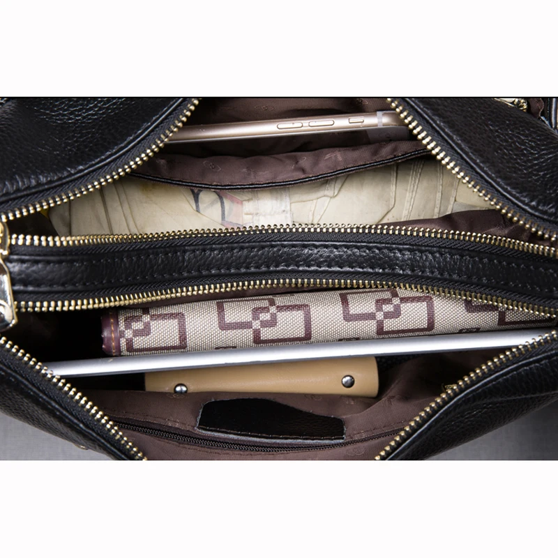 New style simple multi head layer Lady High qualitygenuine leather sandwich single shoulder bag female cow leather zipper bag 
New style simple multi head layer Lady High qualitygenuine leather sandwich single shoulder bag female cow leather zipper bag