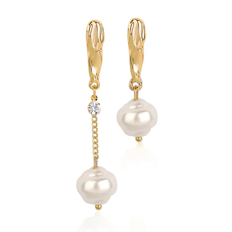 New Fashion Imitation Pearl Dangle Earrings for Women Brincos 2020 Gold Irregular Geometric Drop Earring Lady Party Jewelry
New Fashion Imitation Pearl Dangle Earrings for Women Brincos 2020 Gold Irregular Geometric Drop Earring Lady Party Jewelry