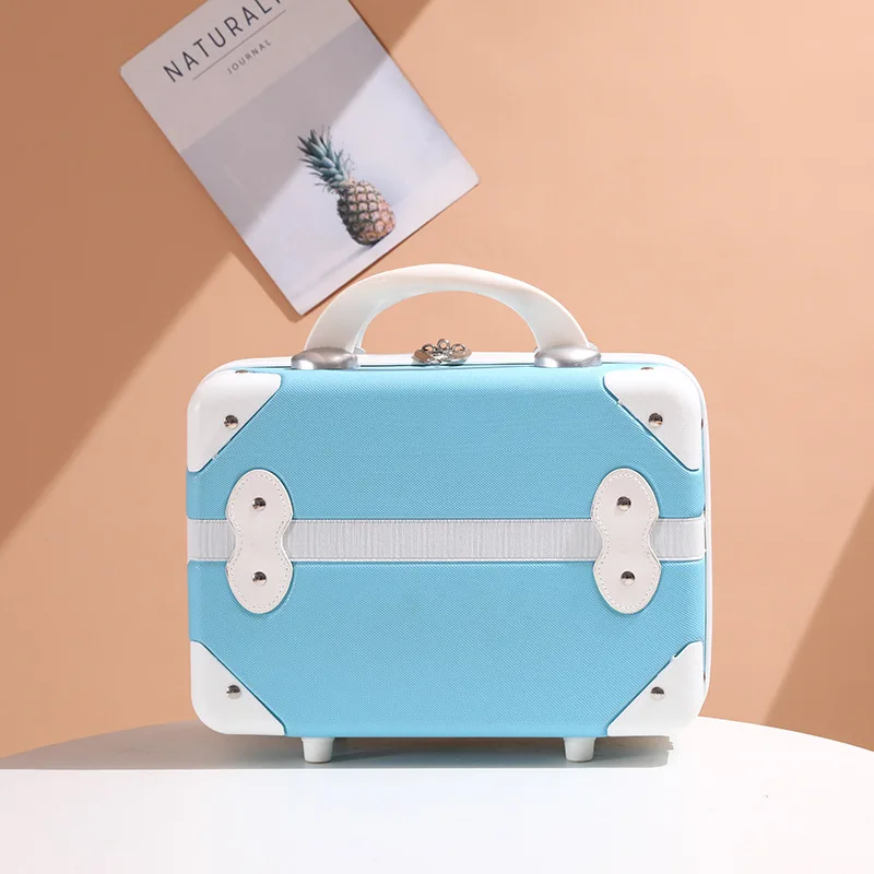 Retro Hand luggage Cosmetic case lovely Small travel storage box Lightweight mini Waterproof and wear-resistant Beautiful
Retro Hand luggage Cosmetic case lovely Small travel storage box Lightweight mini Waterproof and wear-resistant Beautiful