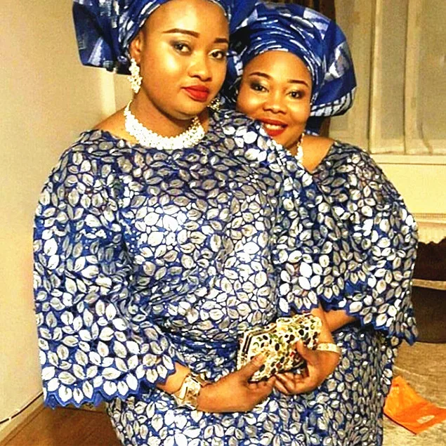 African handcut organza lace with embroidered sequence 2020 high quality nigerian organza lace fabric for wedding party dress
African handcut organza lace with embroidered sequence 2020 high quality nigerian organza lace fabric for wedding party dress