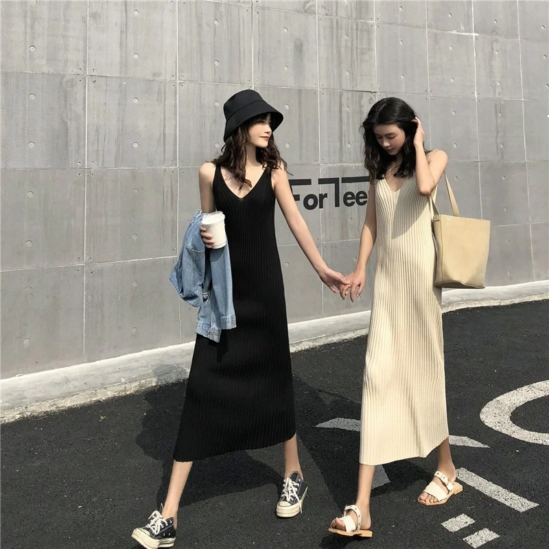 Fashion Women V-neck Maxi Dress Sexy Sling Sleeveless Dresses Knitted Long Dress Women
Fashion Women V-neck Maxi Dress Sexy Sling Sleeveless Dresses Knitted Long Dress Women