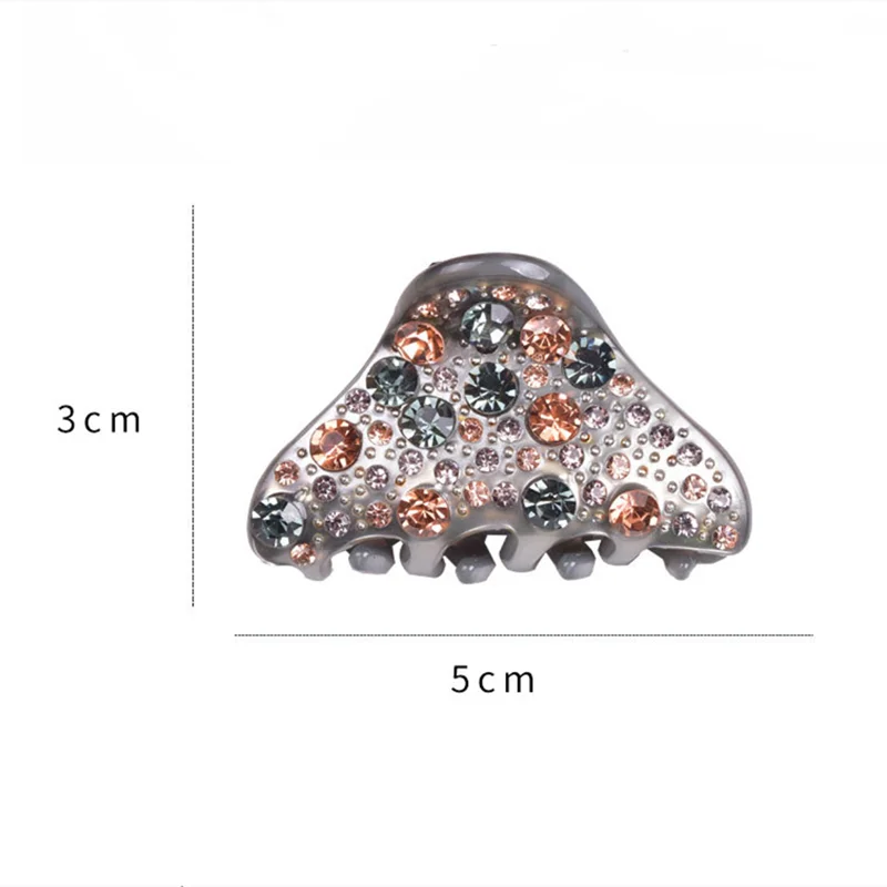 Hairpin Korean version of rhinestone head accessories hair ornaments hair ornaments hair claws
Hairpin Korean version of rhinestone head accessories hair ornaments hair ornaments hair claws