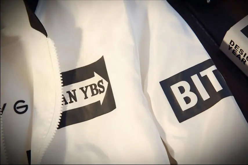 Autumn Bomber jacket Men Fashion Hip Hop Stand Collar Pilot Jacket for Men Baseball Uniform Coat
Autumn Bomber jacket Men Fashion Hip Hop Stand Collar Pilot Jacket for Men Baseball Uniform Coat