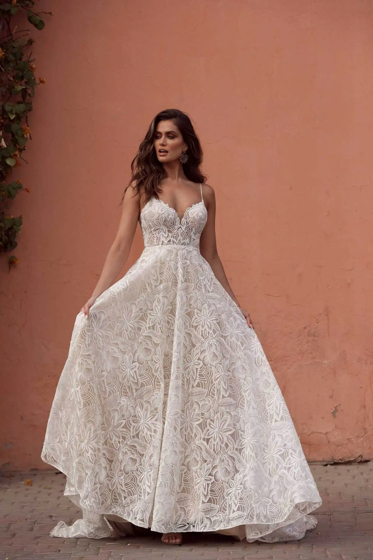 Rocwickline New Summer and Autumn Women's Dress Sexy & Club Solid Patchwork V-Neck Spaghetti Strap Fit and Flare Wedding Dress
Rocwickline New Summer and Autumn Women's Dress Sexy & Club Solid Patchwork V-Neck Spaghetti Strap Fit and Flare Wedding Dress