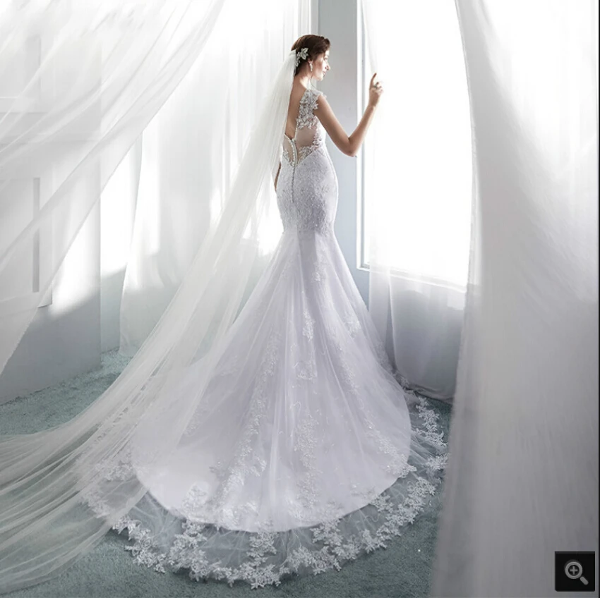 Latest white tulle mermaid wedding dress sleeveless lace appliques beaded court train bridal gowns illusion back sexy dresses
Latest white tulle mermaid wedding dress sleeveless lace appliques beaded court train bridal gowns illusion back sexy dresses