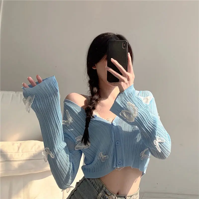 Gentle design sense butterfly sunscreen knitted cardigan 2021 summer new short long-sleeved thin blouse women
Gentle design sense butterfly sunscreen knitted cardigan 2021 summer new short long-sleeved thin blouse women