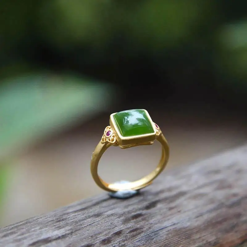 Xichun ''Natural Hetian Jade Green Jade Ring S925 Sterling Silver Gold Inlaid Square Classic Opening Adjustable Ring
Xichun ''Natural Hetian Jade Green Jade Ring S925 Sterling Silver Gold Inlaid Square Classic Opening Adjustable Ring