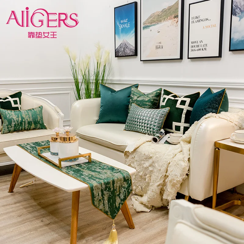 Avigers Luxury High Precision Jacquard CuCushion Covers Green Modern Home Decorative Throw Pillow Cases
Avigers Luxury High Precision Jacquard CuCushion Covers Green Modern Home Decorative Throw Pillow Cases