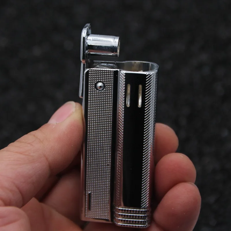 Square Old-fashioned Kerosene Lighter Personality Creative Retro Simplicity Copper Color Cotton Oil Lighter Gadgets for Men
Square Old-fashioned Kerosene Lighter Personality Creative Retro Simplicity Copper Color Cotton Oil Lighter Gadgets for Men