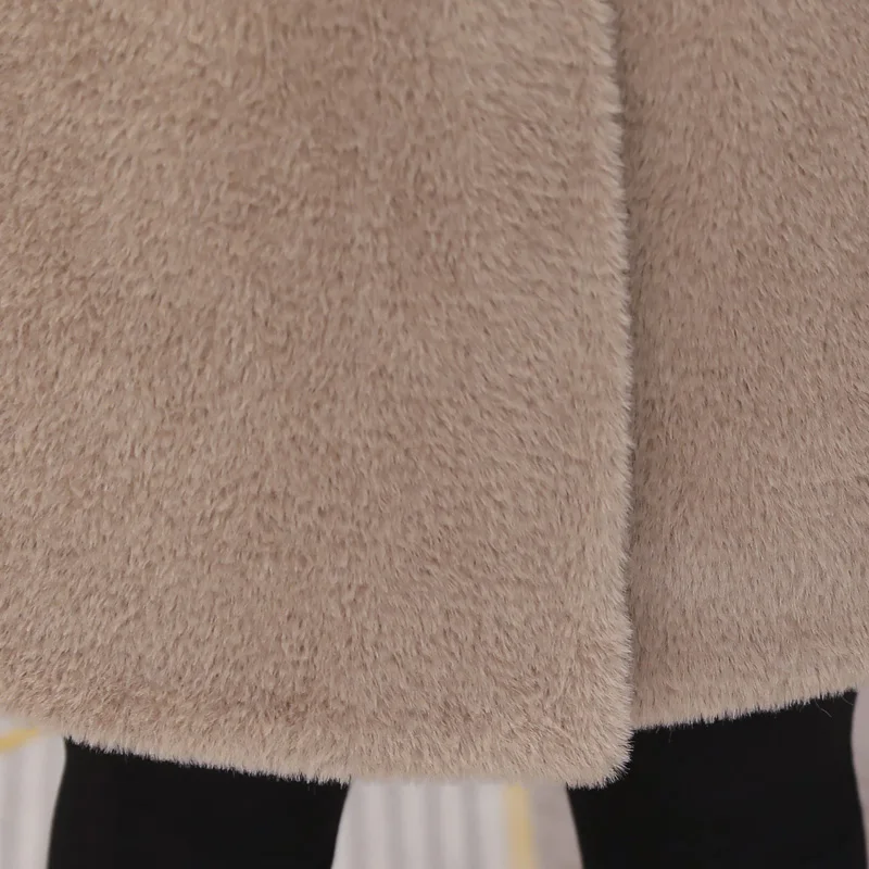 Woman Autumn Winter Real Fur Button Trench Coat Cardigan Top Ladies Retro Button Trench Coat Cardigan Simple Office Coat
Woman Autumn Winter Real Fur Button Trench Coat Cardigan Top Ladies Retro Button Trench Coat Cardigan Simple Office Coat