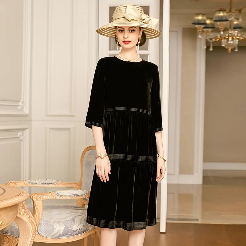 SHZQ Black Silk Velvet Dress Autumn Dress 2021 New Women's Round Neck Seven Sleeve Skirt Children Look Thin
SHZQ Black Silk Velvet Dress Autumn Dress 2021 New Women's Round Neck Seven Sleeve Skirt Children Look Thin