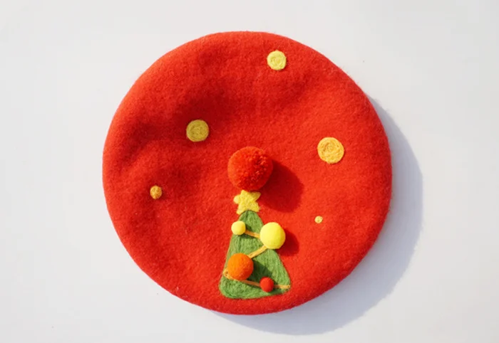 Autumn and winter female hat original design handmade cute Christmas beret creative parent-child hat creative gift
Autumn and winter female hat original design handmade cute Christmas beret creative parent-child hat creative gift
