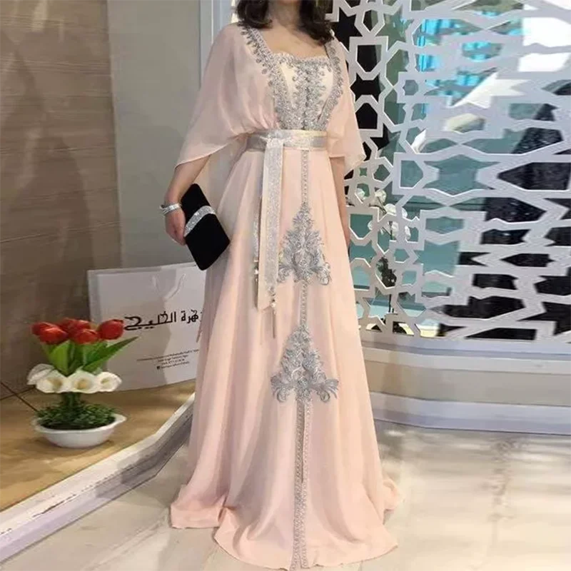 Sweet Pink Tulle A-line Moroccan Kaftan Dubai Evening Dress Elegant Appliques Lace Muslim Arabia Formal Prom Dresses Custom Made
Sweet Pink Tulle A-line Moroccan Kaftan Dubai Evening Dress Elegant Appliques Lace Muslim Arabia Formal Prom Dresses Custom Made