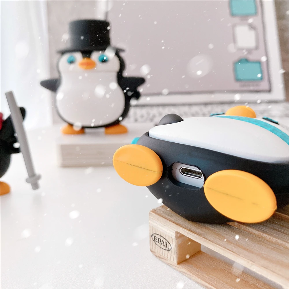 Christmas Cute Ski penguin 3D Case For AirPods 1 2 pro Charging Box Soft Silicone Wireless Bluetooth Earphone Protective Cover
Christmas Cute Ski penguin 3D Case For AirPods 1 2 pro Charging Box Soft Silicone Wireless Bluetooth Earphone Protective Cover