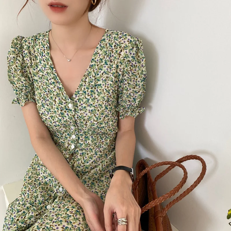 V-Neck Floral Print Single-breasted High Waist Mini Dress Lace Up Summer Party Dress Short Sleeve Split Long Dress Boho Beach
V-Neck Floral Print Single-breasted High Waist Mini Dress Lace Up Summer Party Dress Short Sleeve Split Long Dress Boho Beach