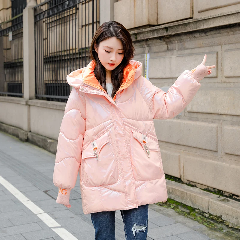Winter Women's Packable Padded Jacket Loose Washable Bright Face Hooded Puffer Jacket Thickened fashion Cotton Coat Parkas
Winter Women's Packable Padded Jacket Loose Washable Bright Face Hooded Puffer Jacket Thickened fashion Cotton Coat Parkas