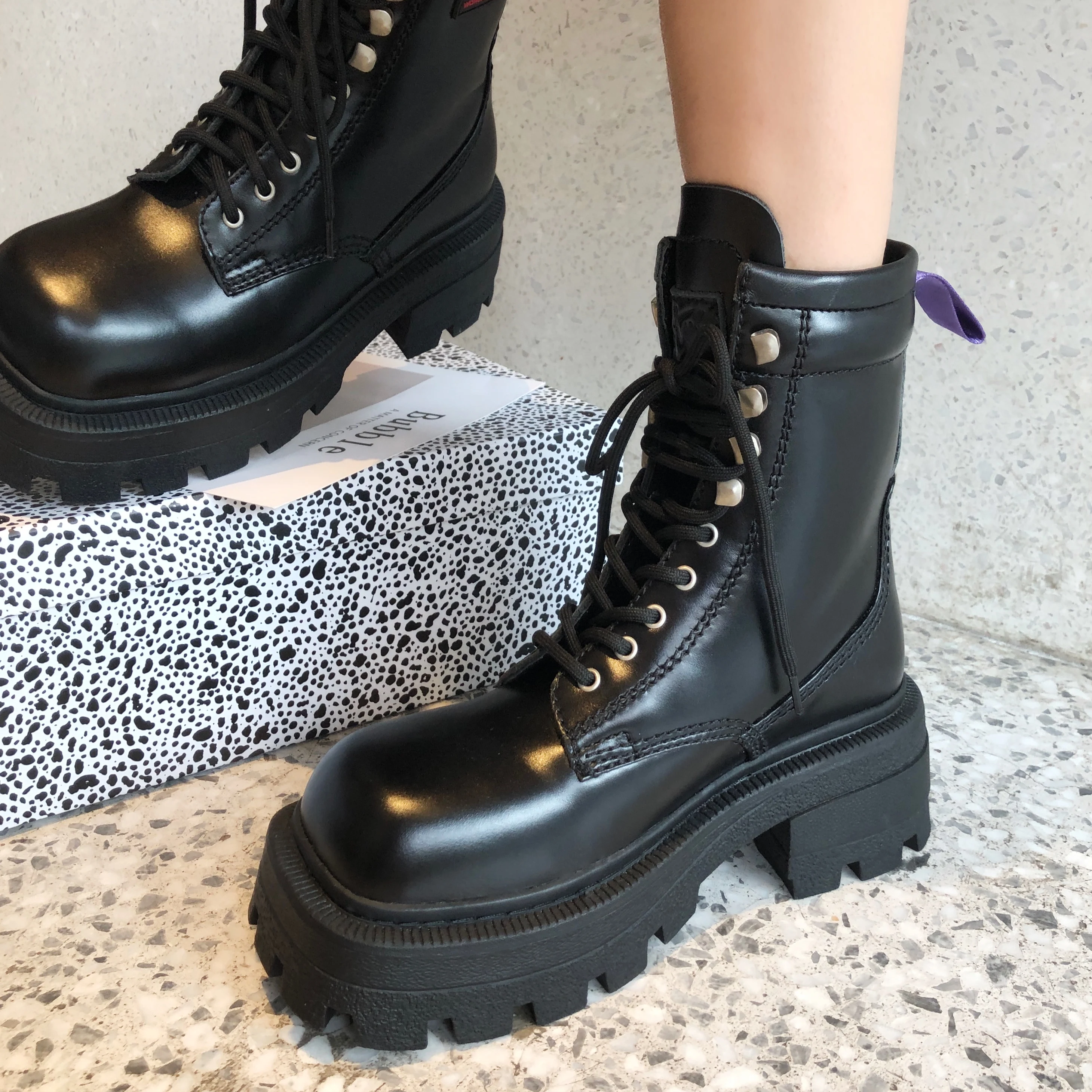Women's Round Toe Ankle Boots Lace Up Round Toe Black Blue Thick Sole Shoes Casual B24
Women's Round Toe Ankle Boots Lace Up Round Toe Black Blue Thick Sole Shoes Casual B24