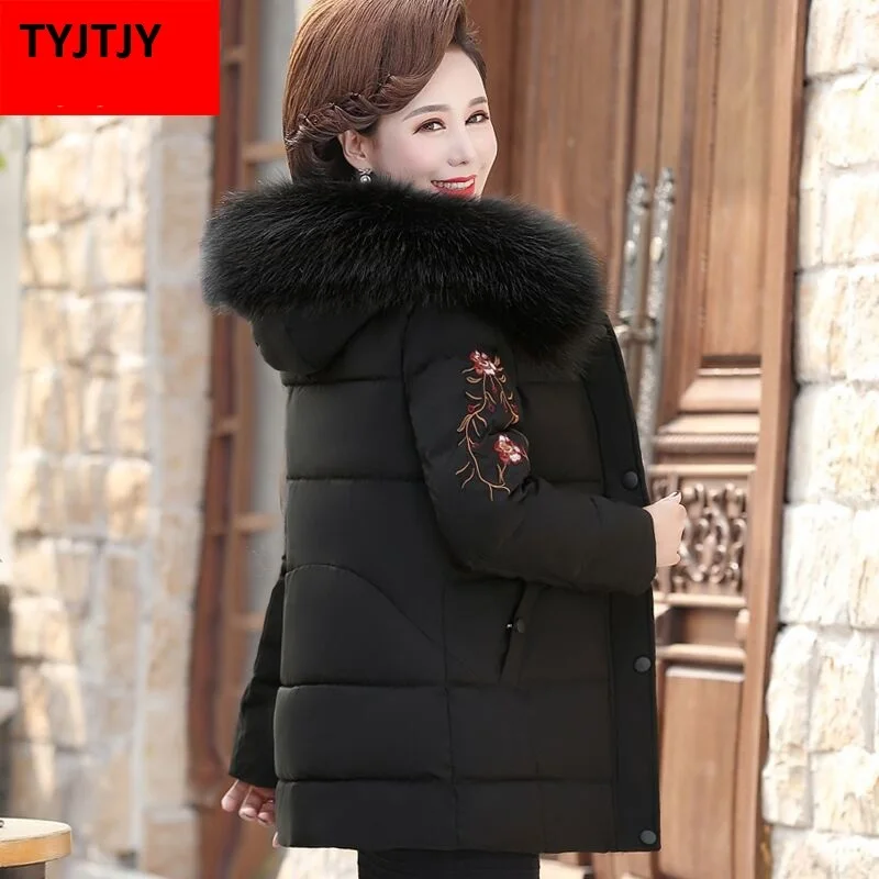 fashion 2020 new products Women's winter parka short Western-style mother's jacket with thick fur collar Women's winter jacket
fashion 2020 new products Women's winter parka short Western-style mother's jacket with thick fur collar Women's winter jacket