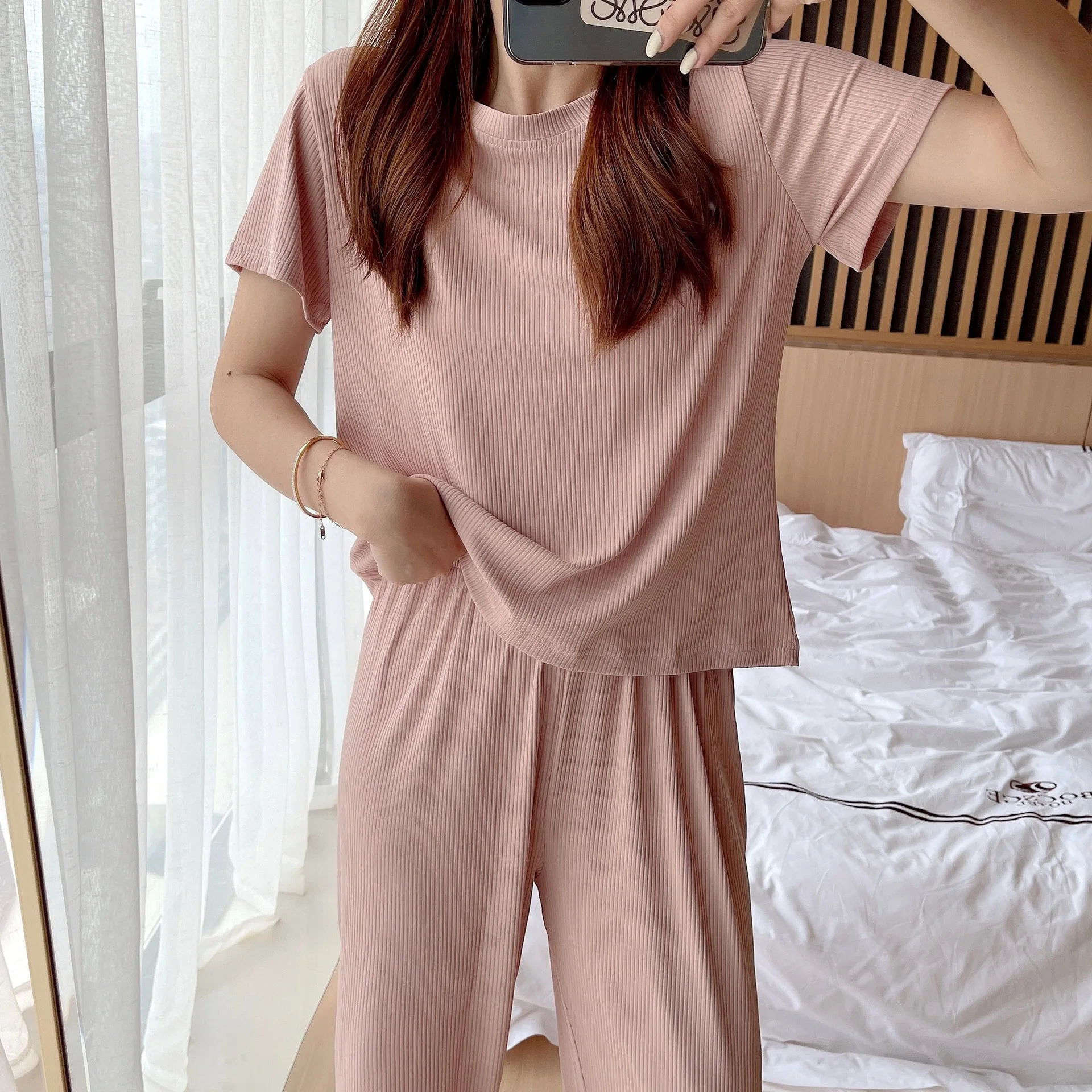 Pyjama Satin Femme Summer Pull Frame Thread Nuisette Femme Elastic Pyama Woman Set Solid Color Pajamas Women Home Wear Suit
Pyjama Satin Femme Summer Pull Frame Thread Nuisette Femme Elastic Pyama Woman Set Solid Color Pajamas Women Home Wear Suit