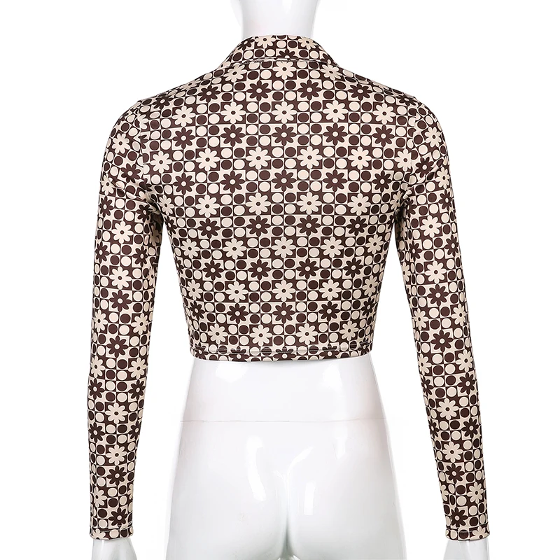 SUCHCUTE Vintage Brown Flower Print Crop Tops For Women 2021 Streetwear Skinny Long Sleeve Turn-down Collar T-Shirt Harajuku
SUCHCUTE Vintage Brown Flower Print Crop Tops For Women 2021 Streetwear Skinny Long Sleeve Turn-down Collar T-Shirt Harajuku