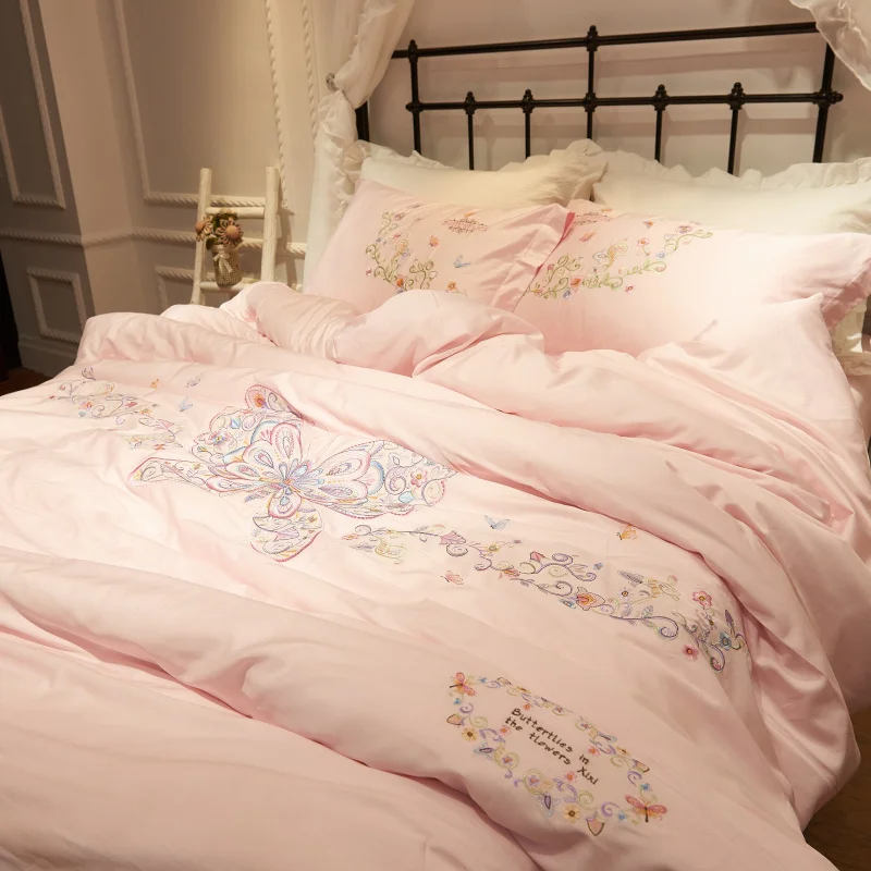 GY New Exquisite Embroidery 60 Long-Staple Cotton Satin Four-Piece Cotton Embroidered Pink Princess Bedding 1.8
GY New Exquisite Embroidery 60 Long-Staple Cotton Satin Four-Piece Cotton Embroidered Pink Princess Bedding 1.8