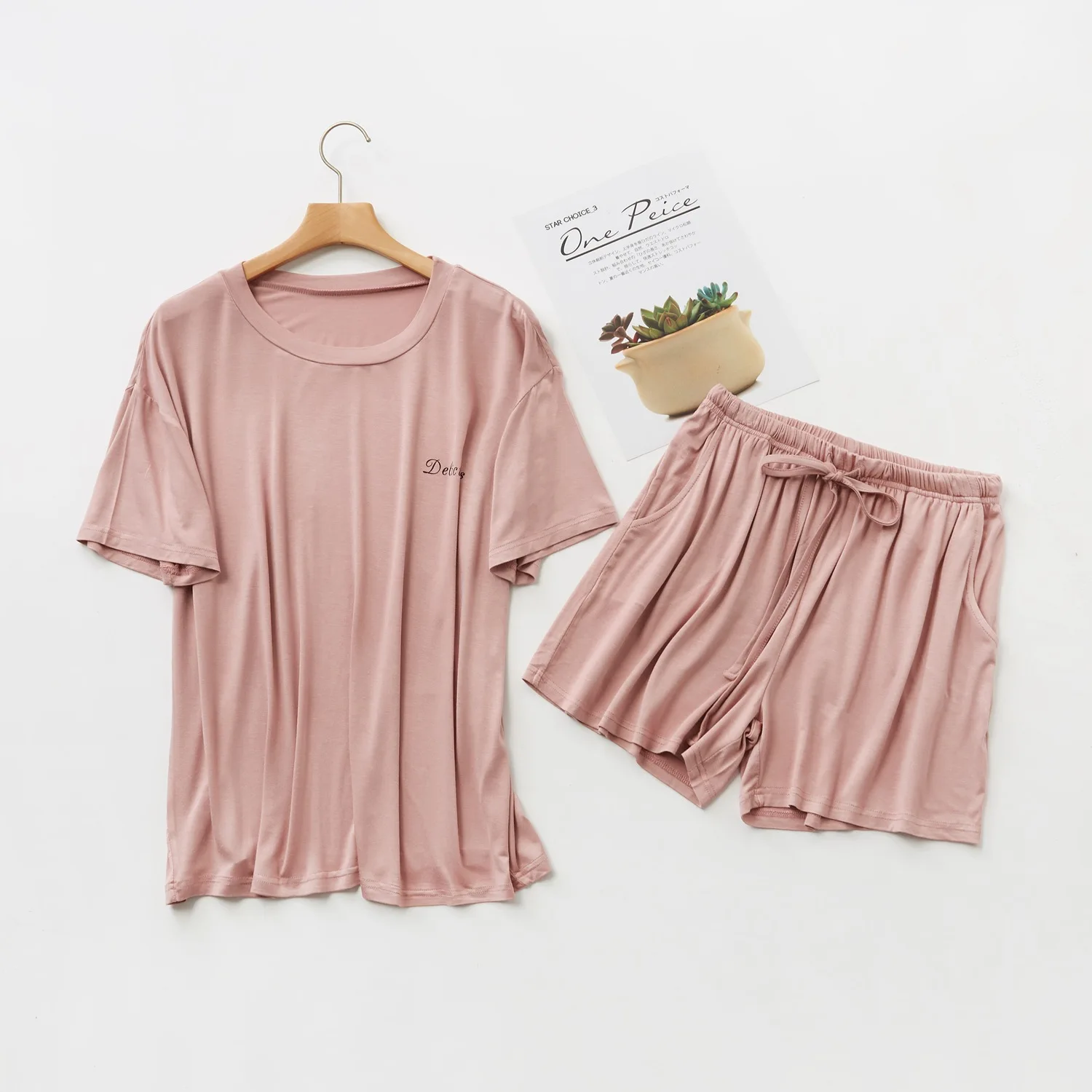 Pijama Corto Mujer Summer New Modal Loose Pajama Set Women Casual Short Sleeved Two Piece Set Thin Women Pajamas Home Service
Pijama Corto Mujer Summer New Modal Loose Pajama Set Women Casual Short Sleeved Two Piece Set Thin Women Pajamas Home Service