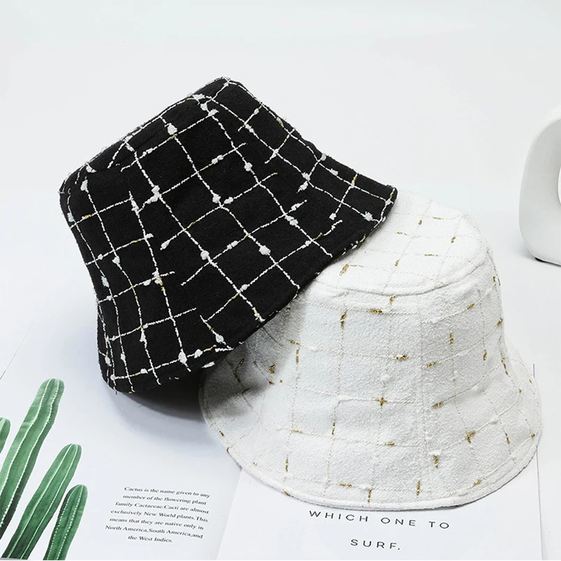 New Women Autumn Winter Casual Checkered Designer Bucket Hat Woman Black Plaid Brand British Retro Plain Hat Bucket Hats Women
New Women Autumn Winter Casual Checkered Designer Bucket Hat Woman Black Plaid Brand British Retro Plain Hat Bucket Hats Women