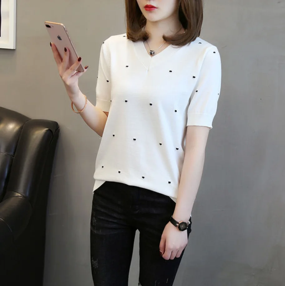 2021 summer new Korean Short Sleeve T-Shirt women's T-shirt ice silk large size loose thin top bottom shirt
2021 summer new Korean Short Sleeve T-Shirt women's T-shirt ice silk large size loose thin top bottom shirt