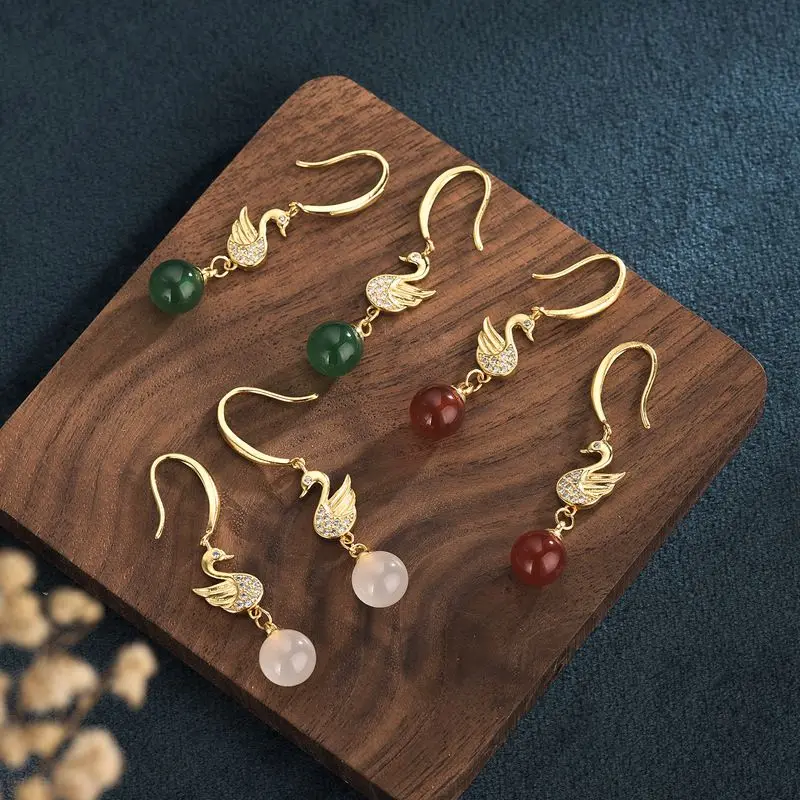 Chinese Style Women Dangle Earrings Chalcedony Birds Earrings for Women Vintage Jewelry Hanfu Accessories New Year Gift
Chinese Style Women Dangle Earrings Chalcedony Birds Earrings for Women Vintage Jewelry Hanfu Accessories New Year Gift