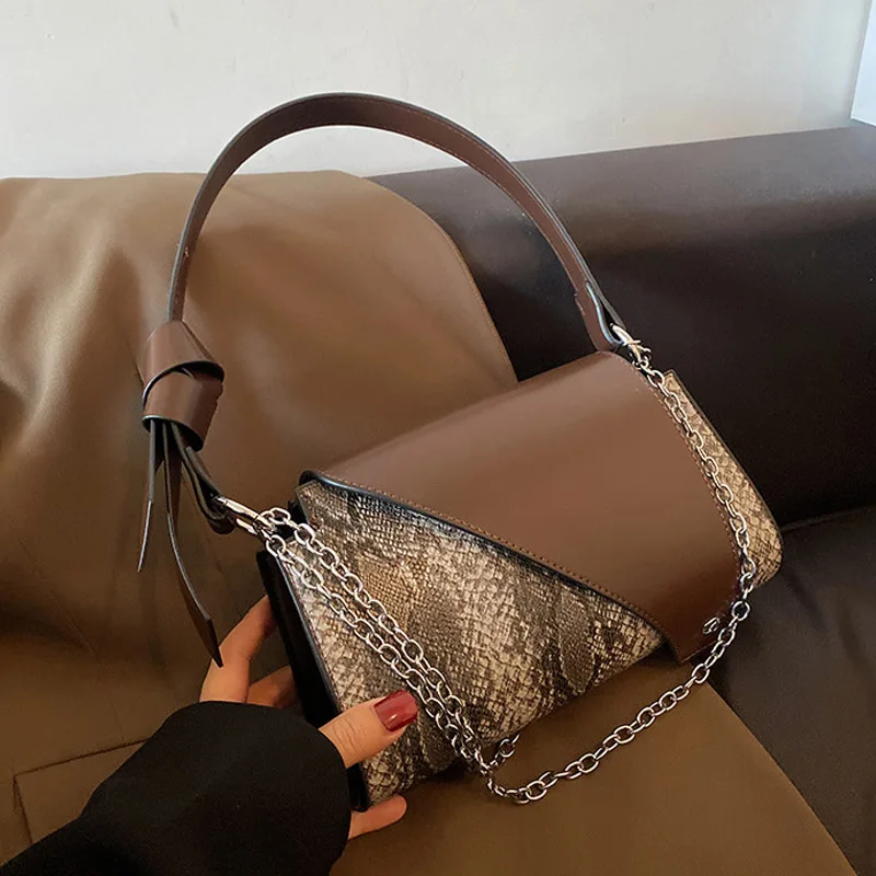 Serpentine PU Leather Flip Crossbody Bags For Women Luxury Designer Chain Shoulder Bag Retro Female Brand Handbags and Purses
Serpentine PU Leather Flip Crossbody Bags For Women Luxury Designer Chain Shoulder Bag Retro Female Brand Handbags and Purses