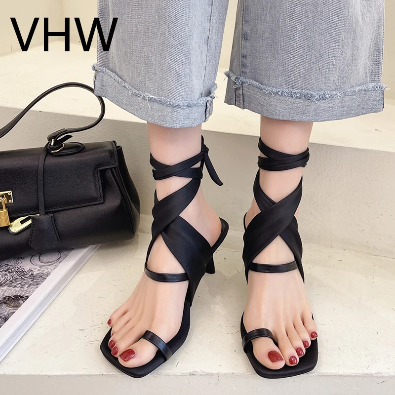 High Heels Sandals Women 2021 Summer Sexy Strapy Pumps Fashion Party Stiletto Cross-tied Rope Woman Elegant Gladiator Sandals
High Heels Sandals Women 2021 Summer Sexy Strapy Pumps Fashion Party Stiletto Cross-tied Rope Woman Elegant Gladiator Sandals