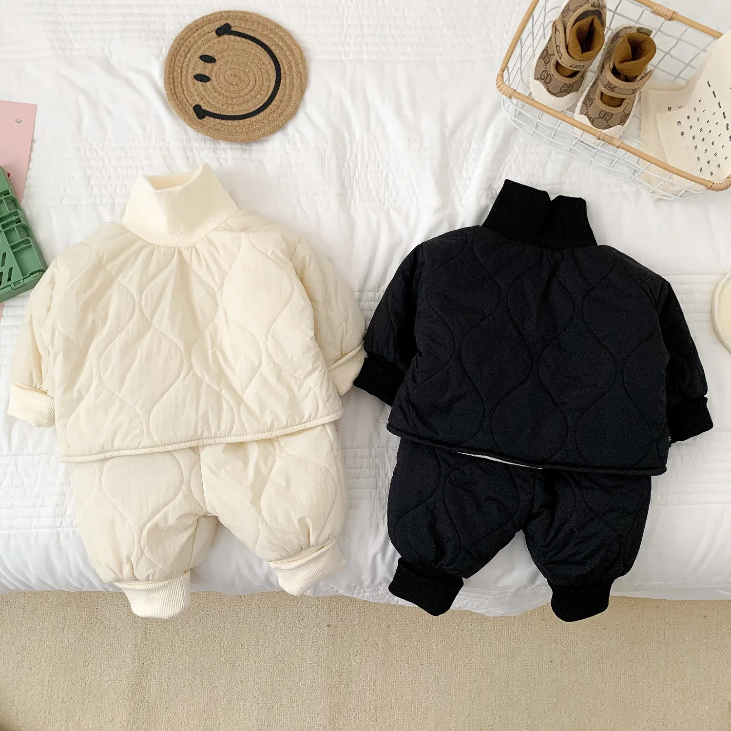 New Winter Baby Clothing Fur Lining Toddler Girls Rompers Suit Infant Outfit Toddler Boys Clothes Kids Fashion Set Girls Outfits
New Winter Baby Clothing Fur Lining Toddler Girls Rompers Suit Infant Outfit Toddler Boys Clothes Kids Fashion Set Girls Outfits