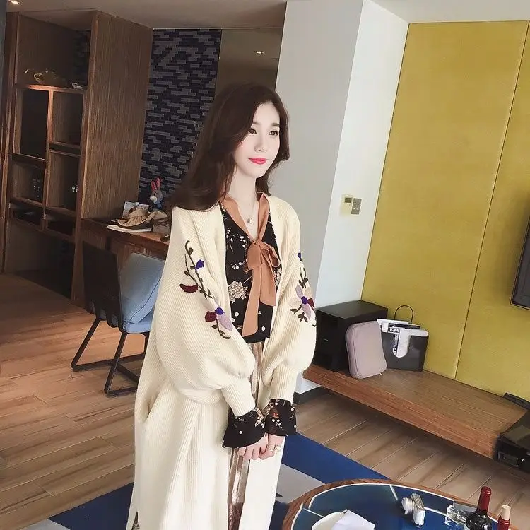 Autumn spring fashion long cardigan for women knitted sweater open front fall outfits 0.7
Autumn spring fashion long cardigan for women knitted sweater open front fall outfits 0.7