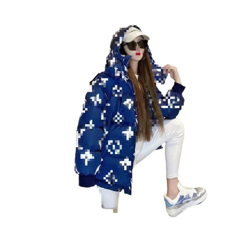 Winter's New Classic Letter Printed Cotton Padded Jacket Hooded Jacket with Warm Cardigan on Both Sides
Winter's New Classic Letter Printed Cotton Padded Jacket Hooded Jacket with Warm Cardigan on Both Sides