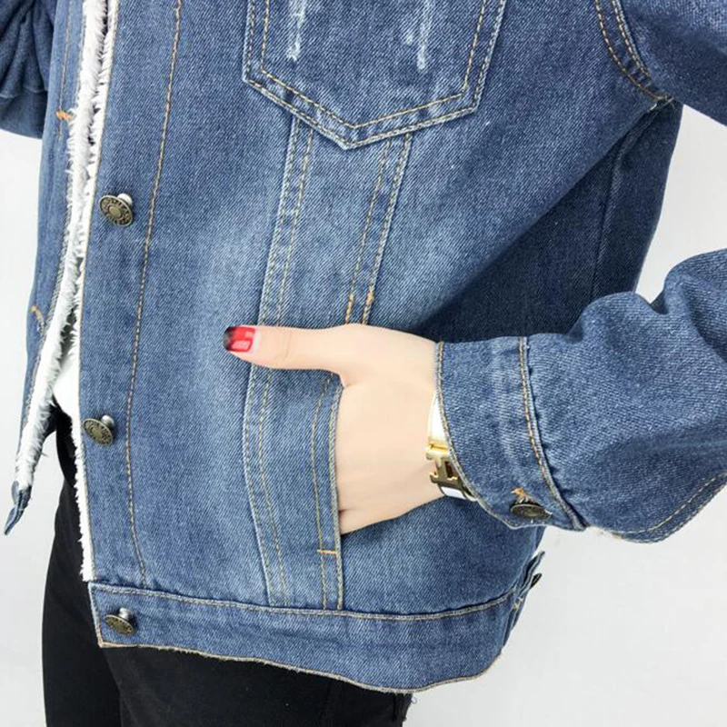 EORUTCIZ Winter Velvet Jacket Women Plus Size 5XL Denim Coat Thick Warm Fleece Vintage Oversize Autumn Jean Outerwear LM542 
EORUTCIZ Winter Velvet Jacket Women Plus Size 5XL Denim Coat Thick Warm Fleece Vintage Oversize Autumn Jean Outerwear LM542